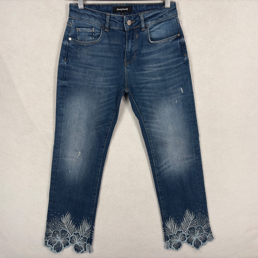 Desigual Embroidered Scallop Hem Cropped Jeans Medium Wash Blue Floral Size 26